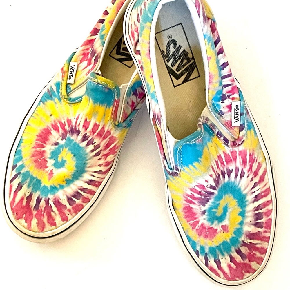 Vans Tie Dyed Unisex Slip on Tennis skate Shoes size 8.5 women and 7 men